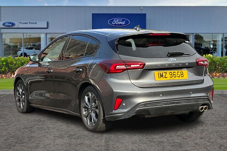 Ford Focus Photo autoimg-547499cc909b04992cbb2f30b04fa94e95d26295.jpg