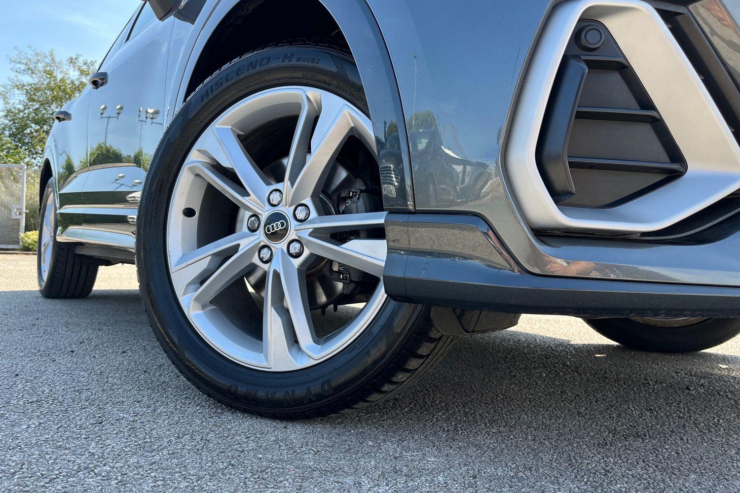 Audi Q3 Photo 7