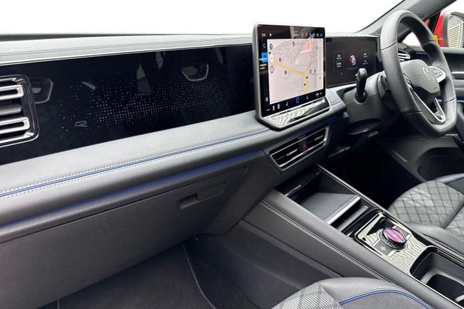 VOLKSWAGEN Tiguan Photo 2