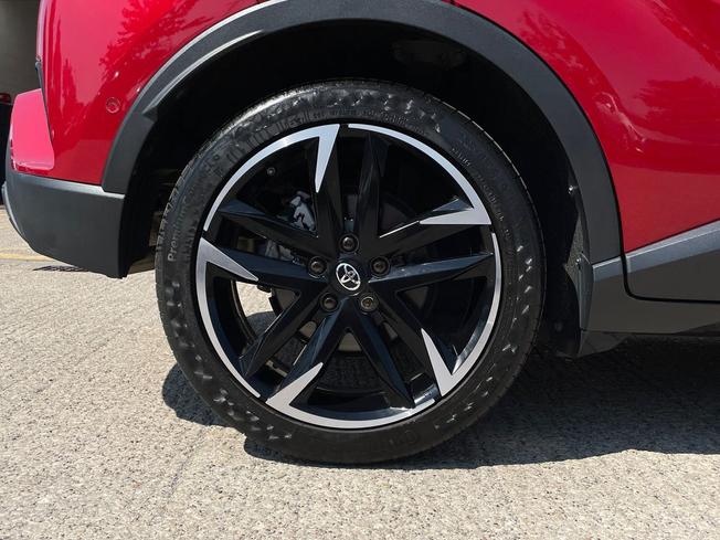 TOYOTA C-Hr Photo 5