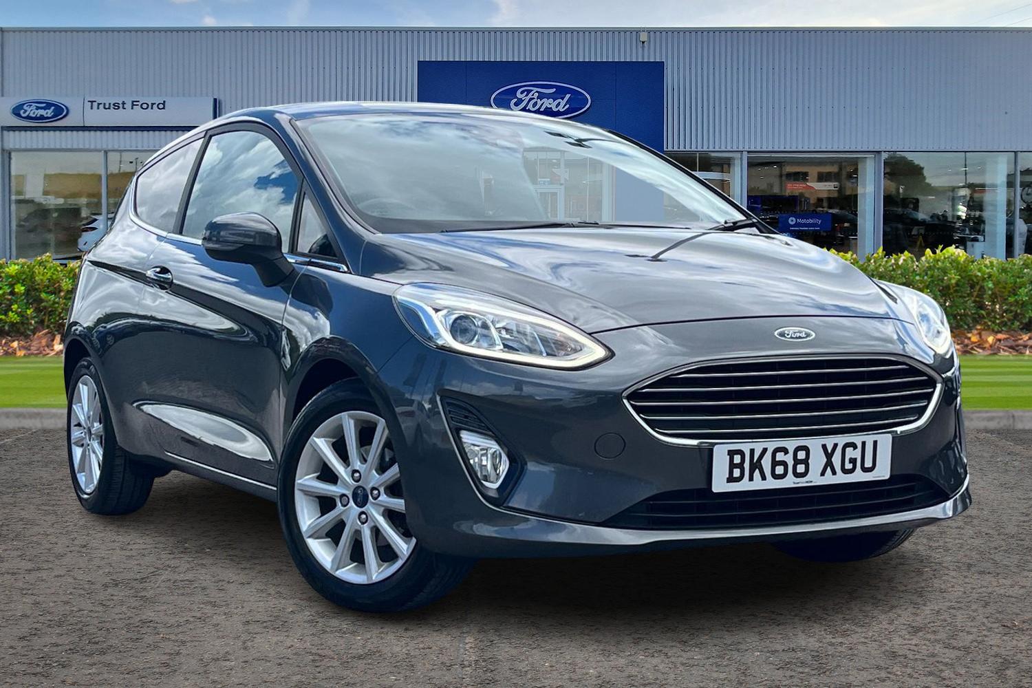 Ford Fiesta Photo 0