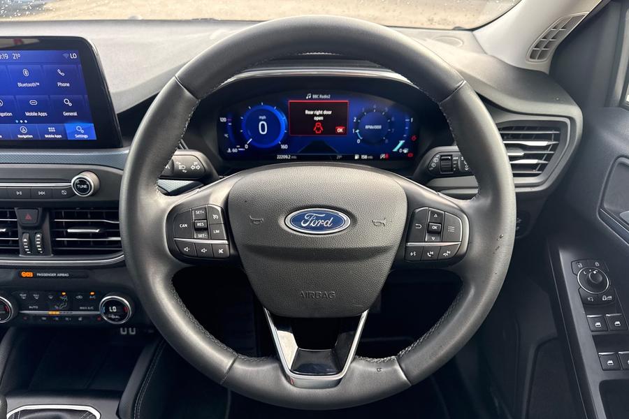 Ford FOCUS Photo autoimg-5480912dd646ba93dfb3cff91635b4dc1d0b0684.jpg