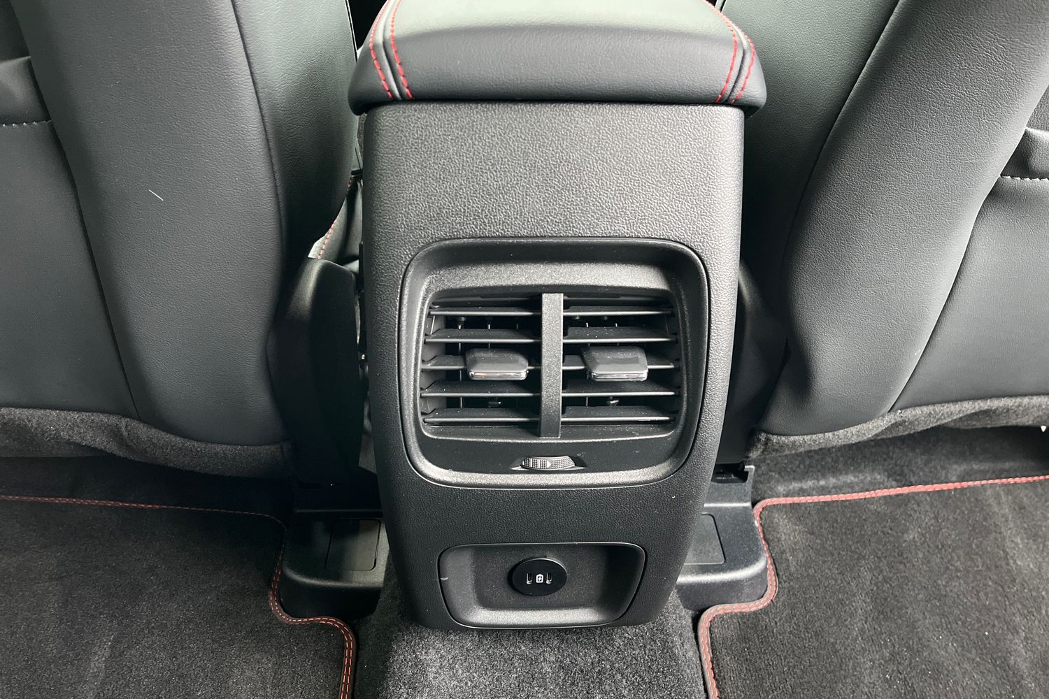 Ford Kuga Photo 27