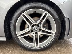 MERCEDES-BENZ B Class Photo 5
