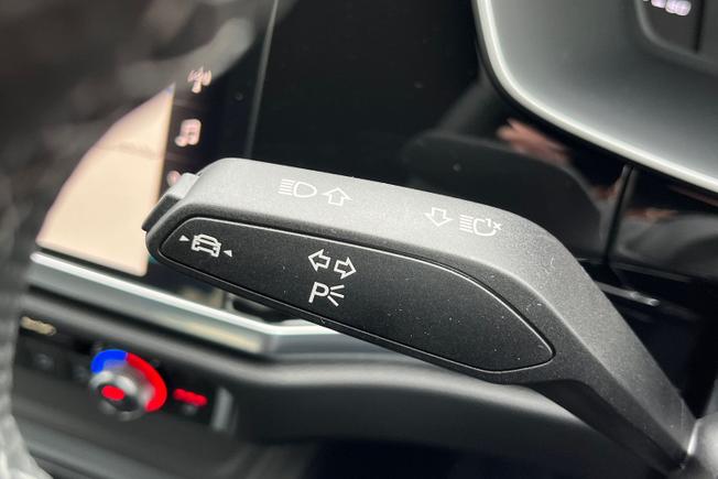 AUDI Q3 Photo 35