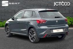 SEAT Ibiza Photo 3