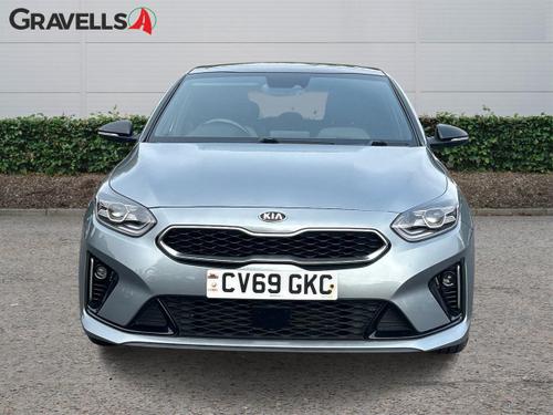 Kia CEED Photo autoimg-5487e87ea2c197a2bcd550b8f3bab5111071a35e.jpg