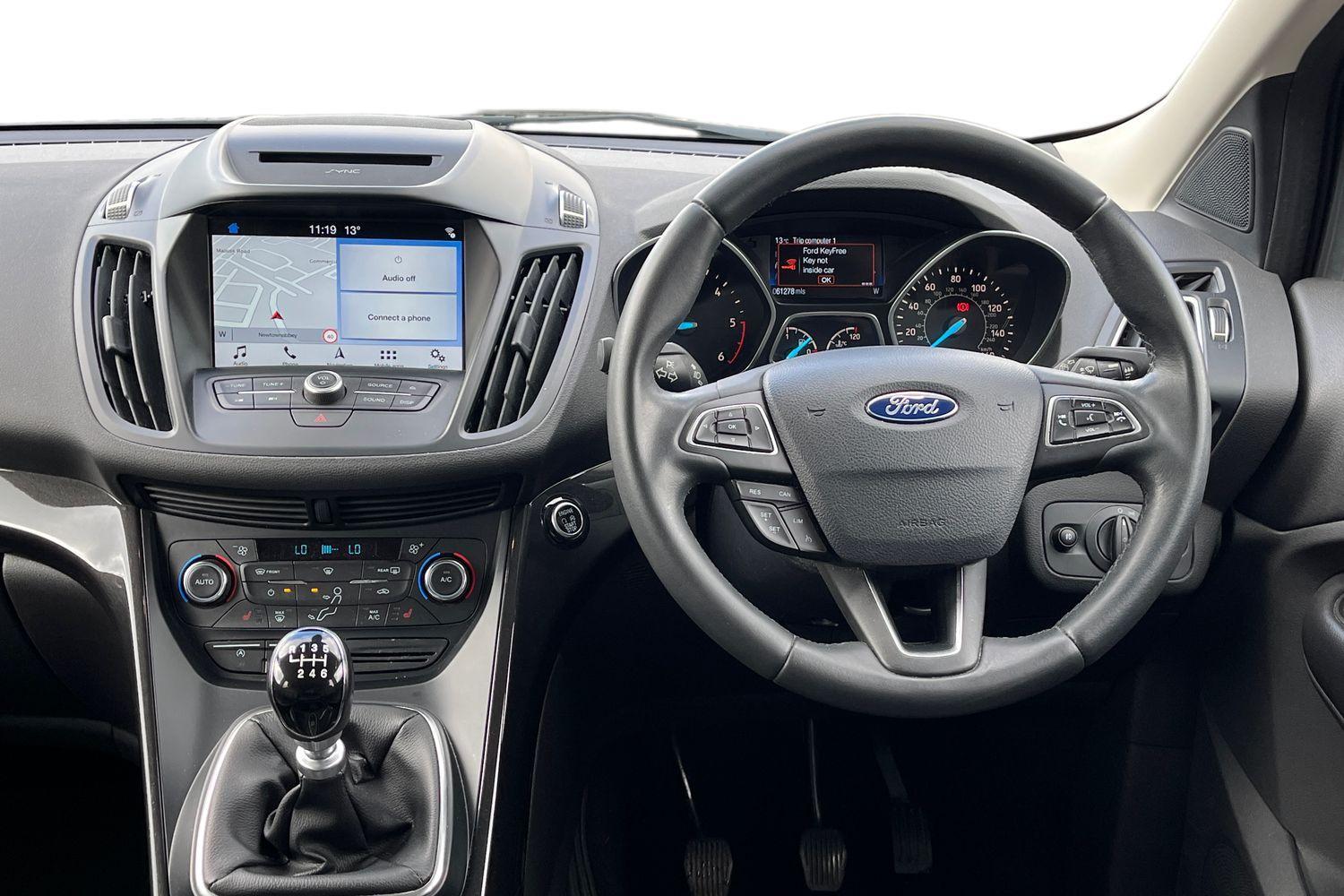 Ford KUGA Photo 10