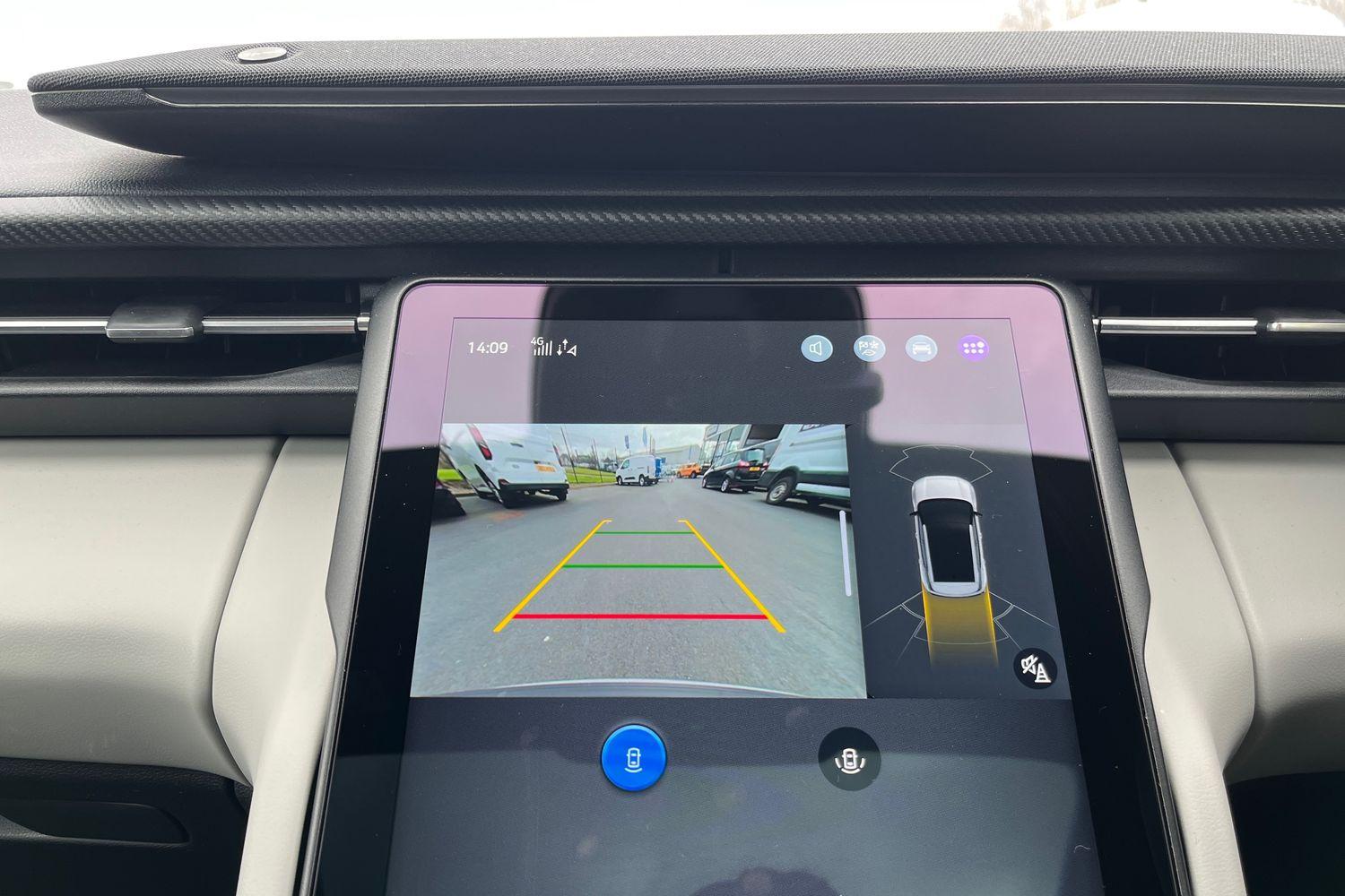 Ford EXPLORER Photo 39