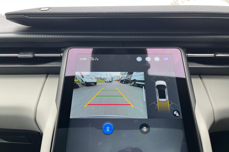 Ford EXPLORER Photo autoimg-548a04561507ca85ccd1744cd651b5e9688ca406.jpg