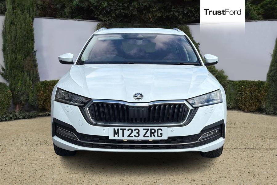 Skoda OCTAVIA Photo autoimg-548a4c6fc5e1f282e5f784e7548841b5678c1827.jpg