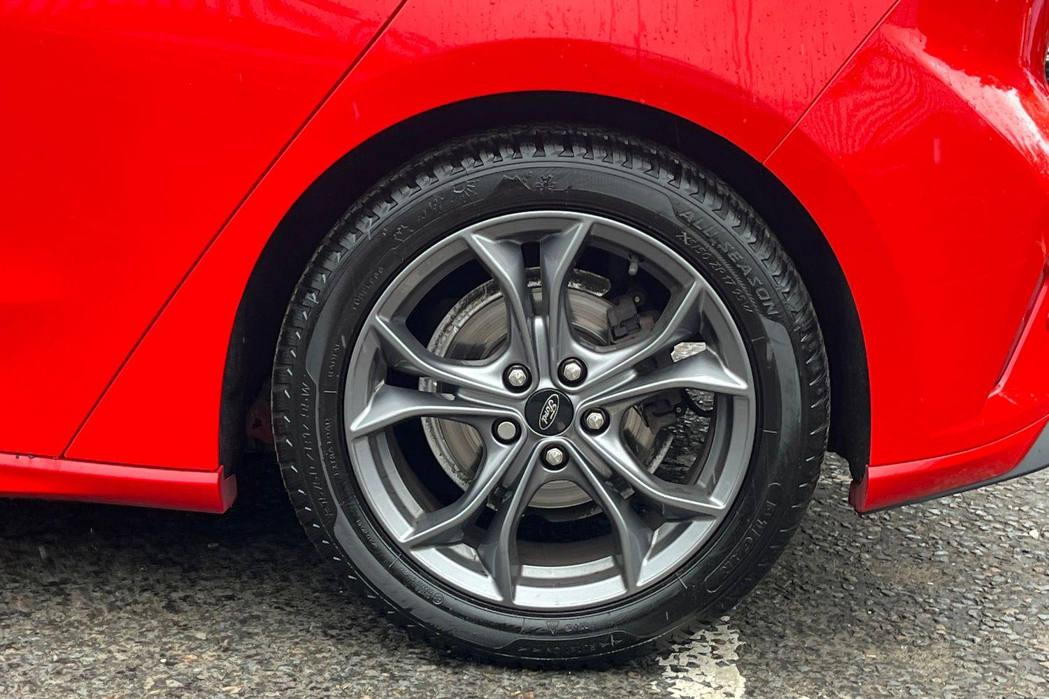 Ford FOCUS Photo 7