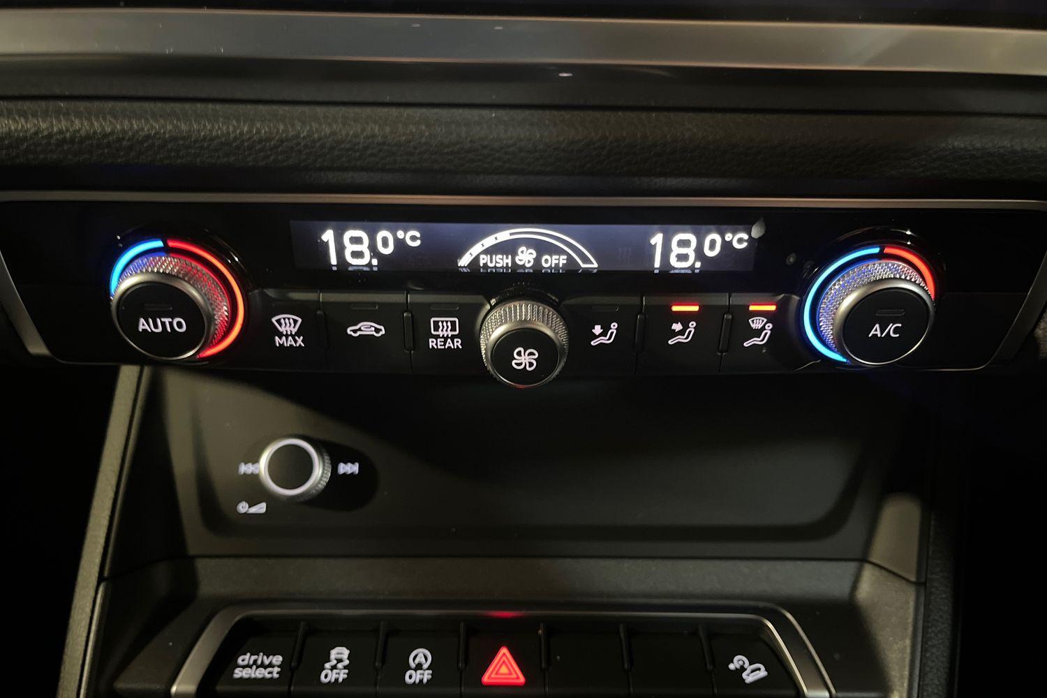 Audi Q3 Photo 28
