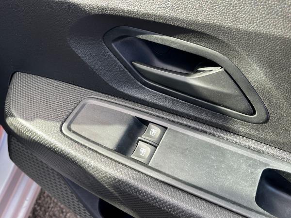 Dacia Sandero Photo autoimg-54968e5f22fe58d13330853803d1d224e9a96240.jpg
