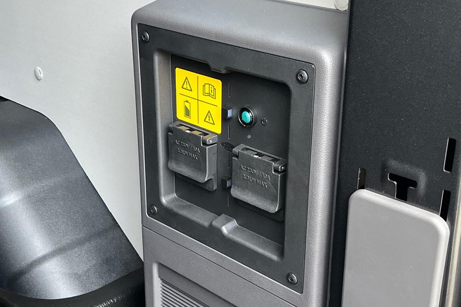 Used Ford E-TRANSIT 38