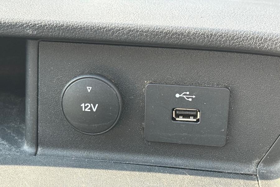 Ford TRANSIT Photo autoimg-549a79c0f97d2dd92bd2a982e18fc1e436fd2fdb.jpg