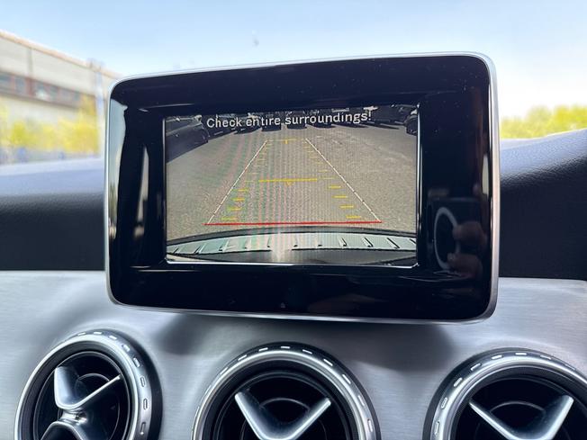 MERCEDES-BENZ GLA Photo 40