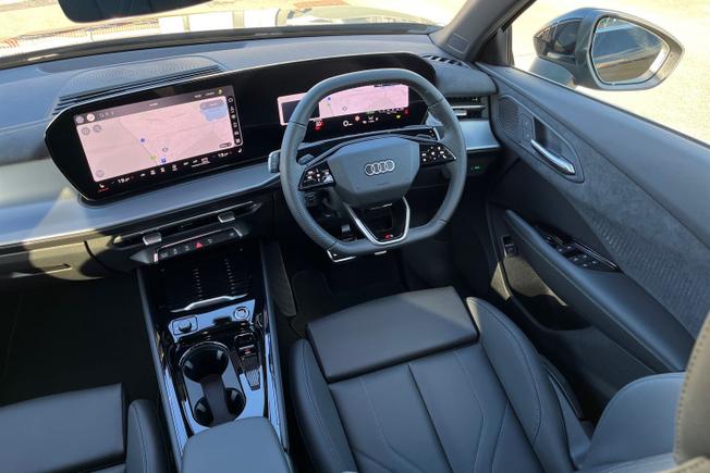 AUDI  Q3 Sportback Photo 44