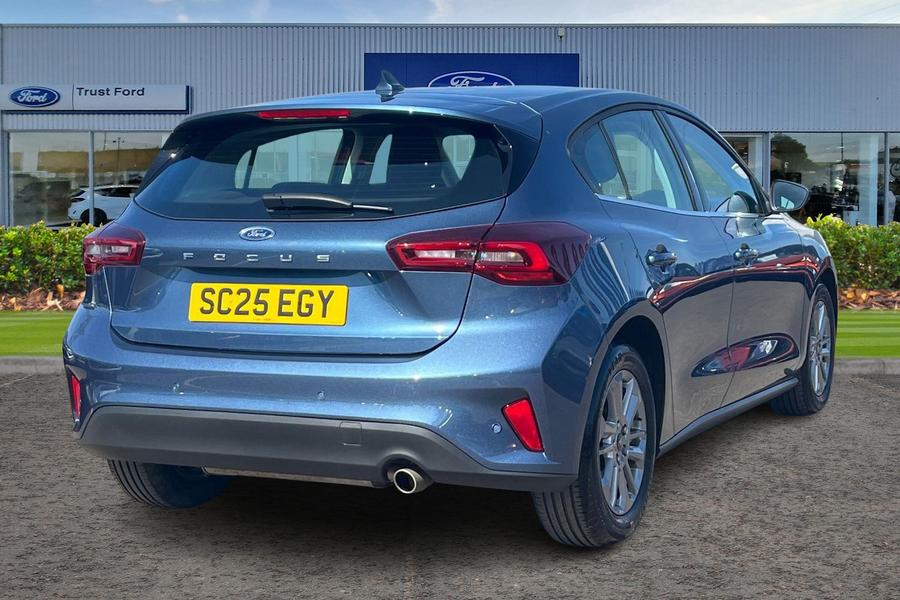 Ford Focus Photo autoimg-54a407d5d5ca4281d83d3c3788ec9c8af14353b7.jpg