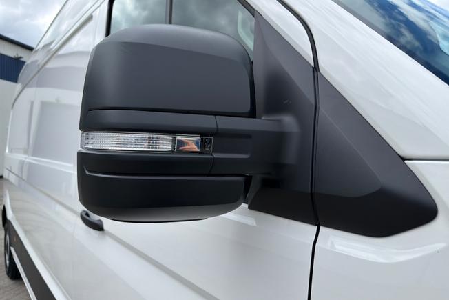 VOLKSWAGEN Crafter Photo 20
