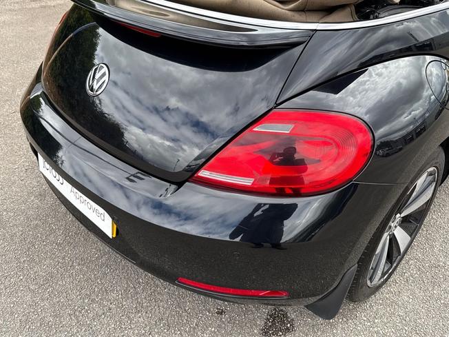 VOLKSWAGEN Beetle Photo 23