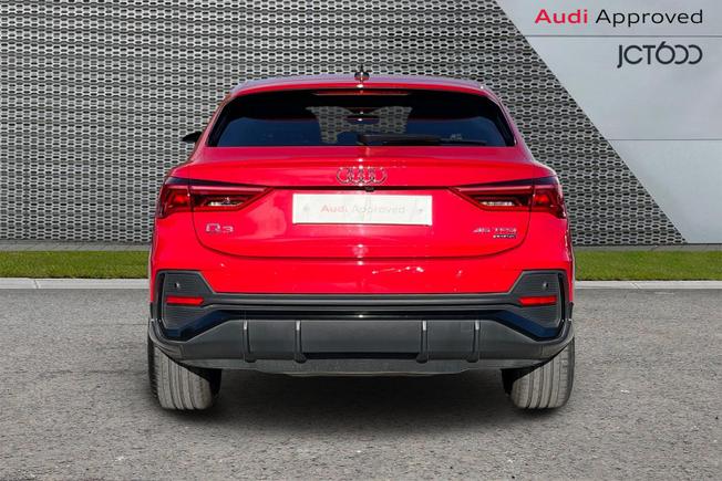 AUDI Q3 Photo 7