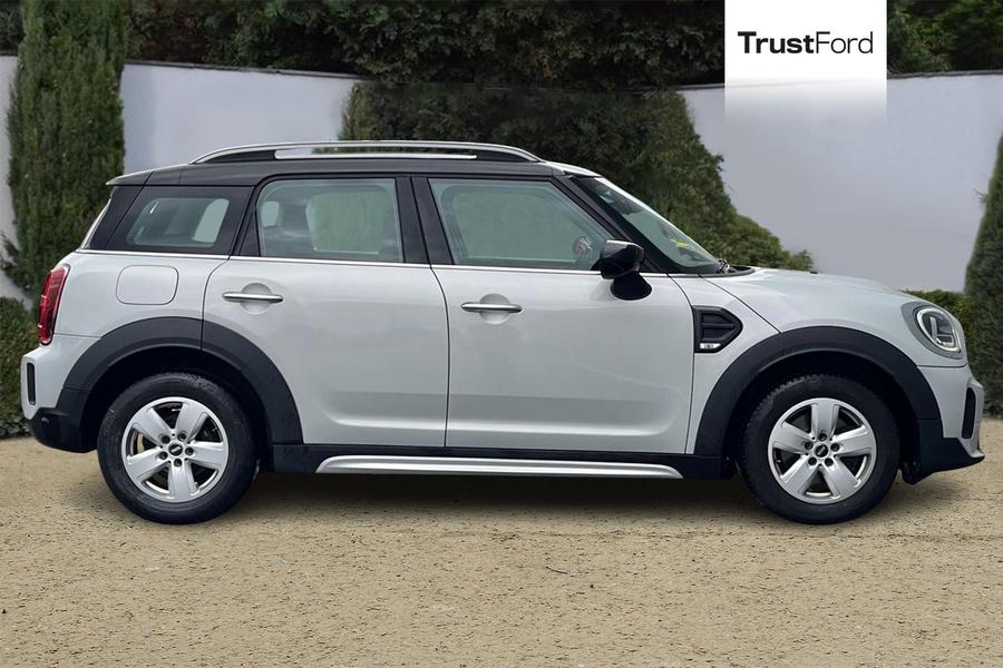 MINI Countryman Photo autoimg-54a97fb5f64d8cb67d9c17ba612cf63ad51c2ea2.jpg