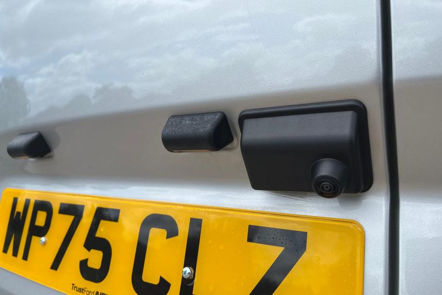 Used Ford TRANSIT CUSTOM WP75CLZ 9