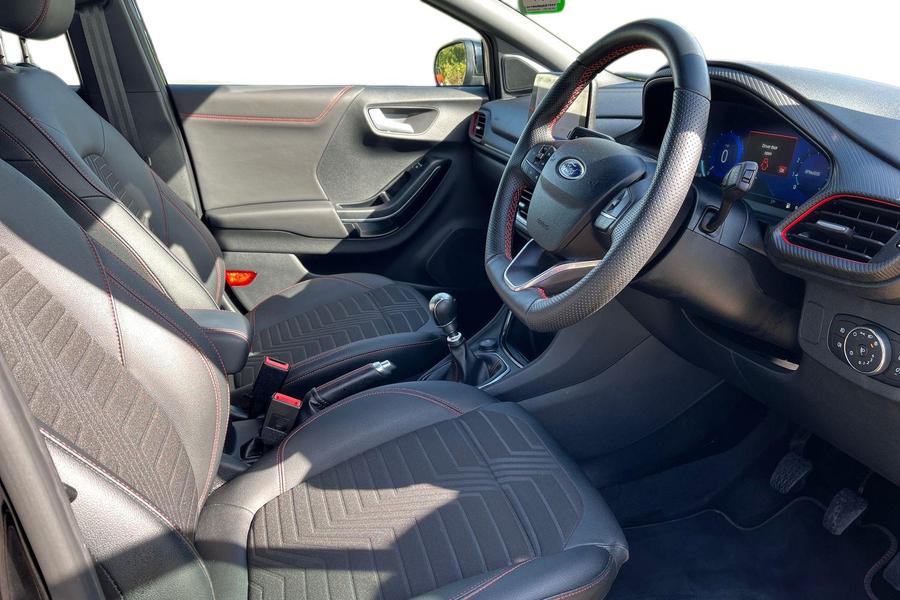 Ford Puma Photo autoimg-54b05fe13e6b7fc89e96e193fdfb5ef87daf54c2.jpg