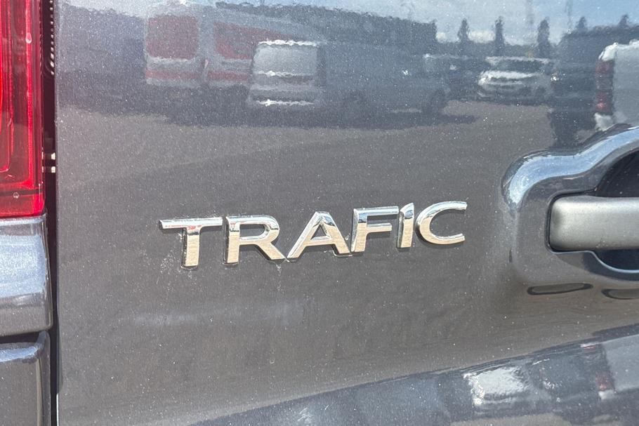 Used Renault TRAFIC MM74YCT 19