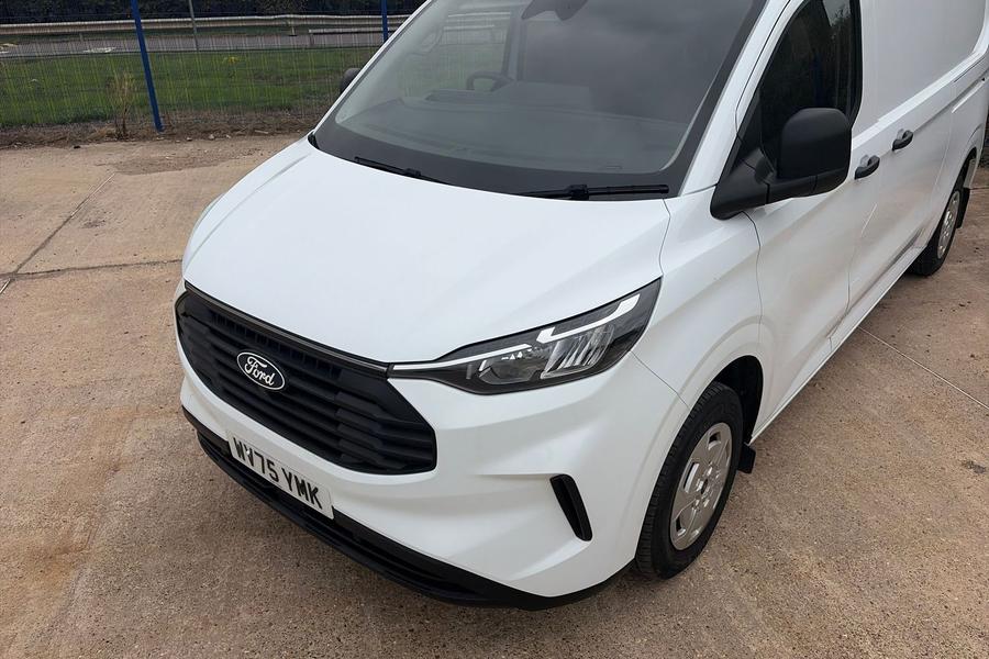 Ford TRANSIT CUSTOM Photo autoimg-54b4bd9ac527d745a406a16b5778d90006f1034f.jpg
