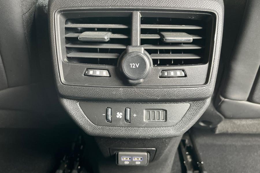 Peugeot 5008 Photo autoimg-54b87c0f1182c3dd22360b8ac49e253261e2b769.jpg