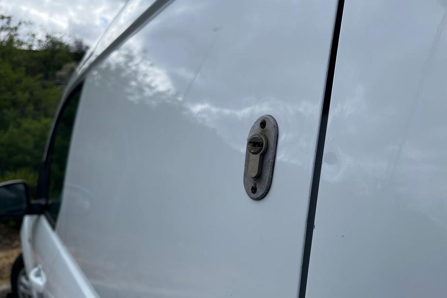 Used FORD TRANSIT CONNECT EX69UBS 8