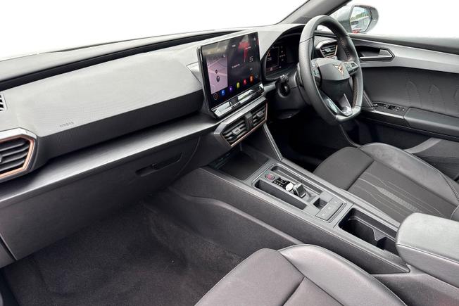 CUPRA Leon Photo 2