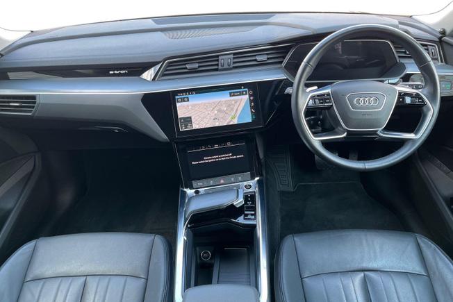 Audi E-TRON Photo 10