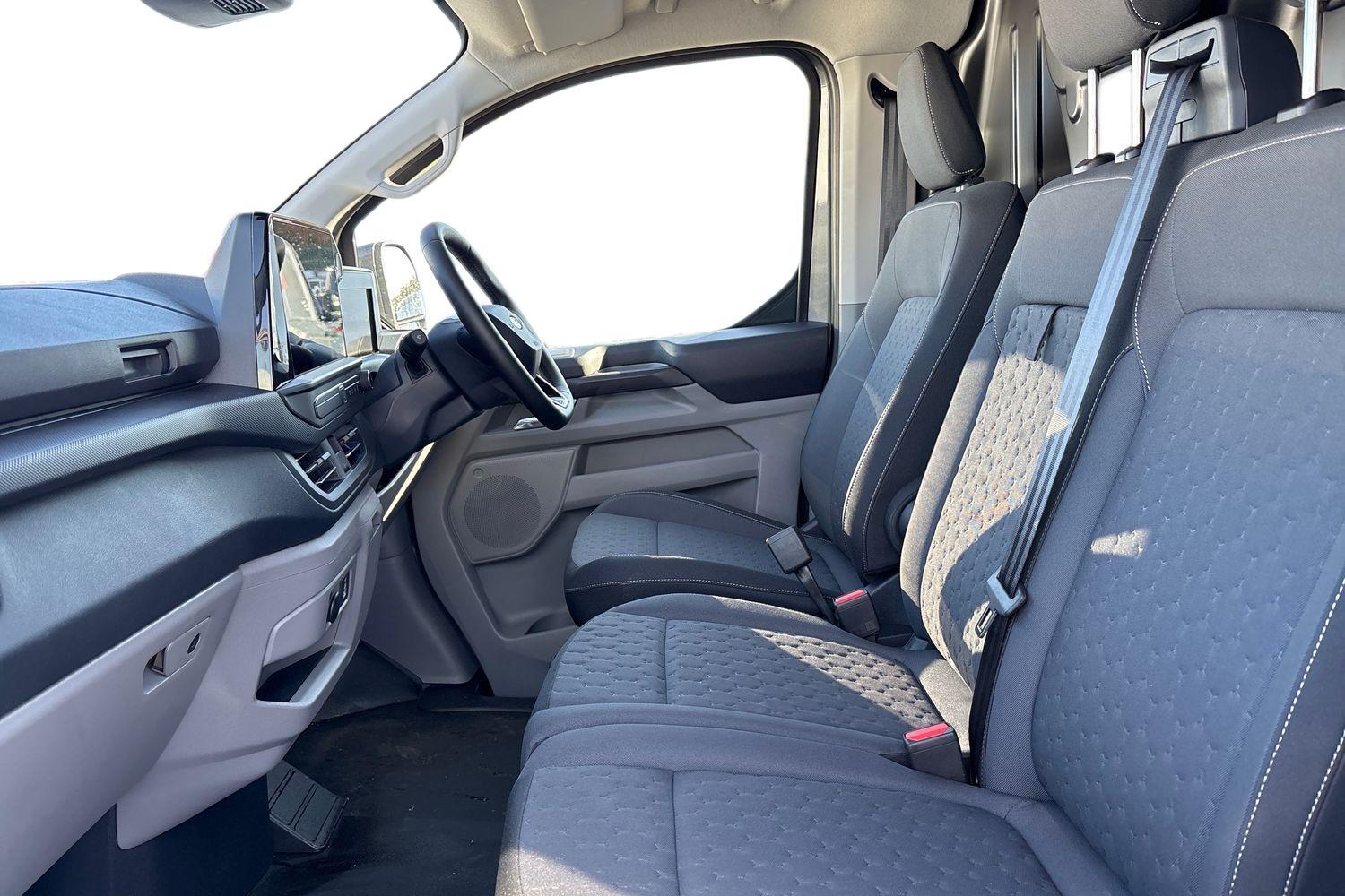 Ford TRANSIT CUSTOM Photo 9