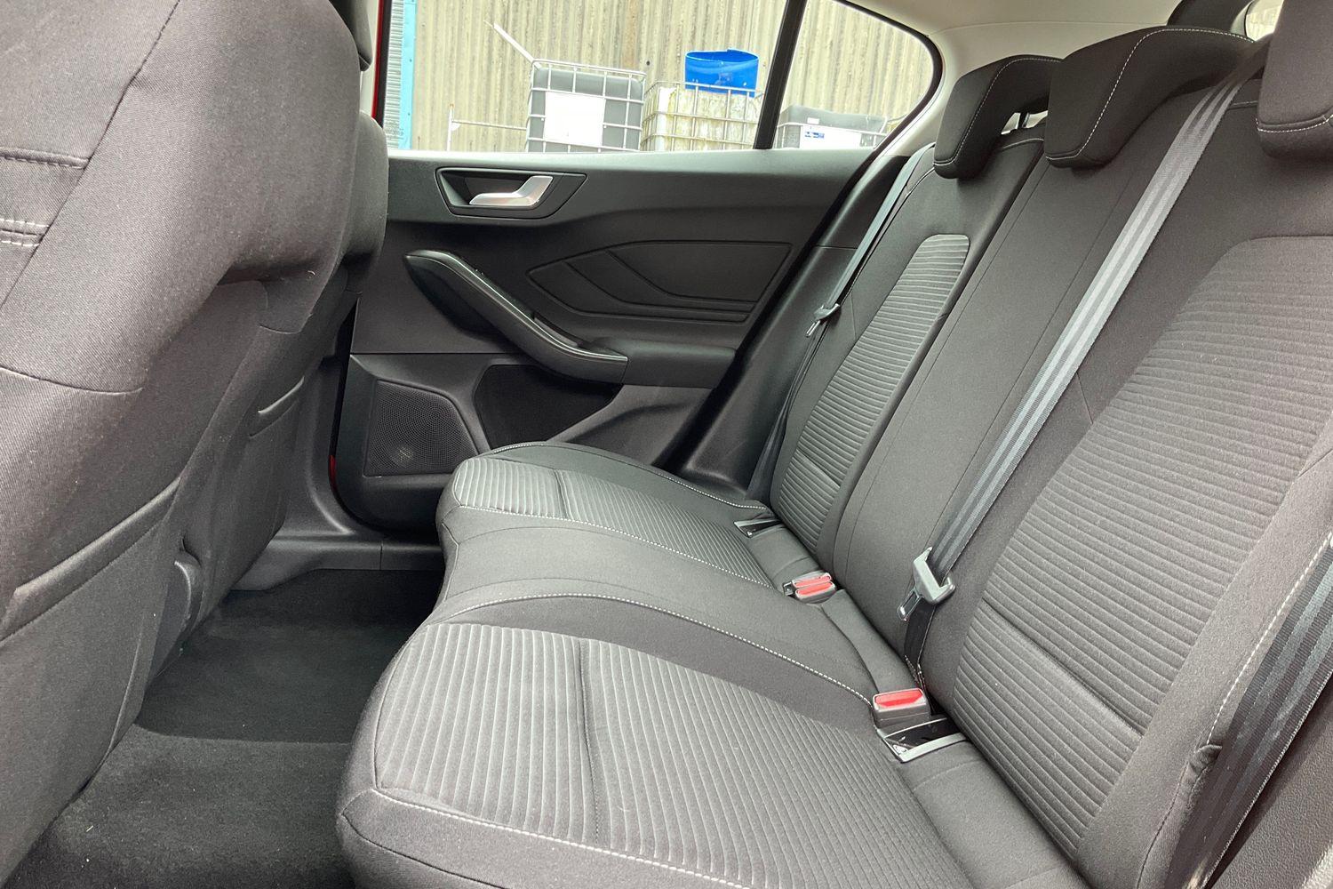 Ford Focus Photo 19