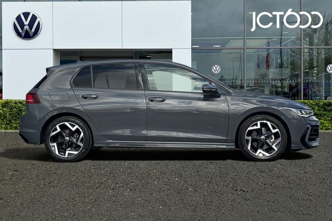 VOLKSWAGEN Golf Photo 4