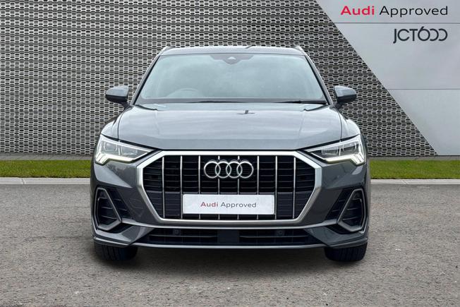 AUDI Q3 Photo 8