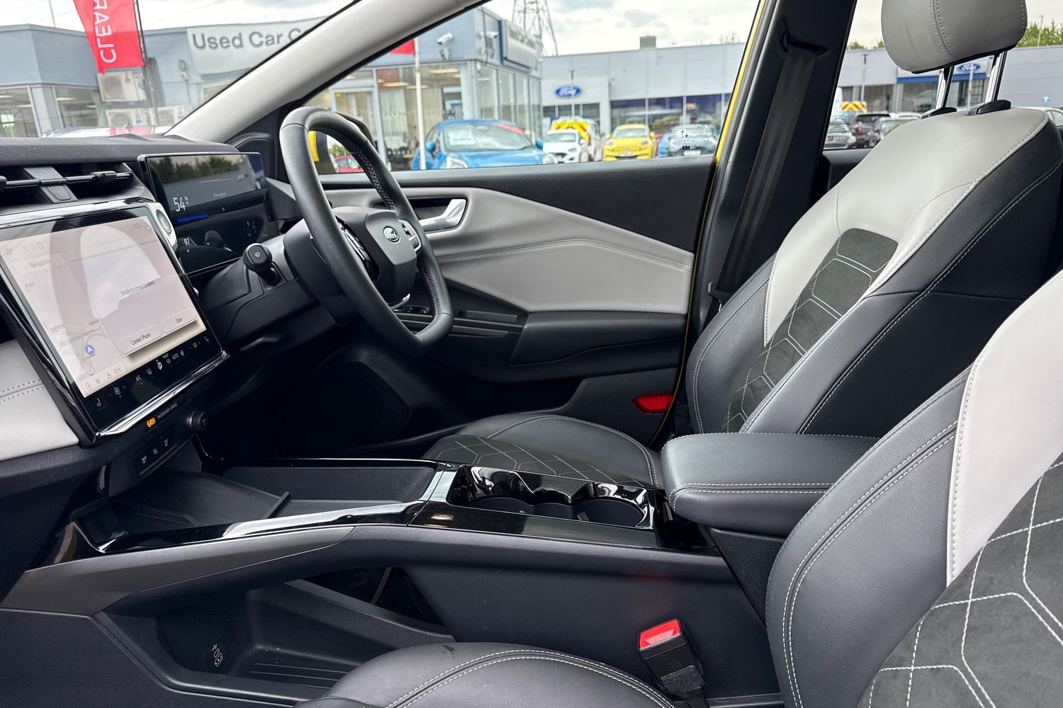 Ford PUMA Photo 18