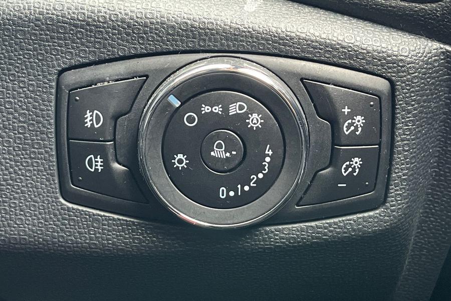 Ford Ecosport Photo autoimg-54cc0e97725ba1127d6252d2799e5a85cf2f7527.jpg