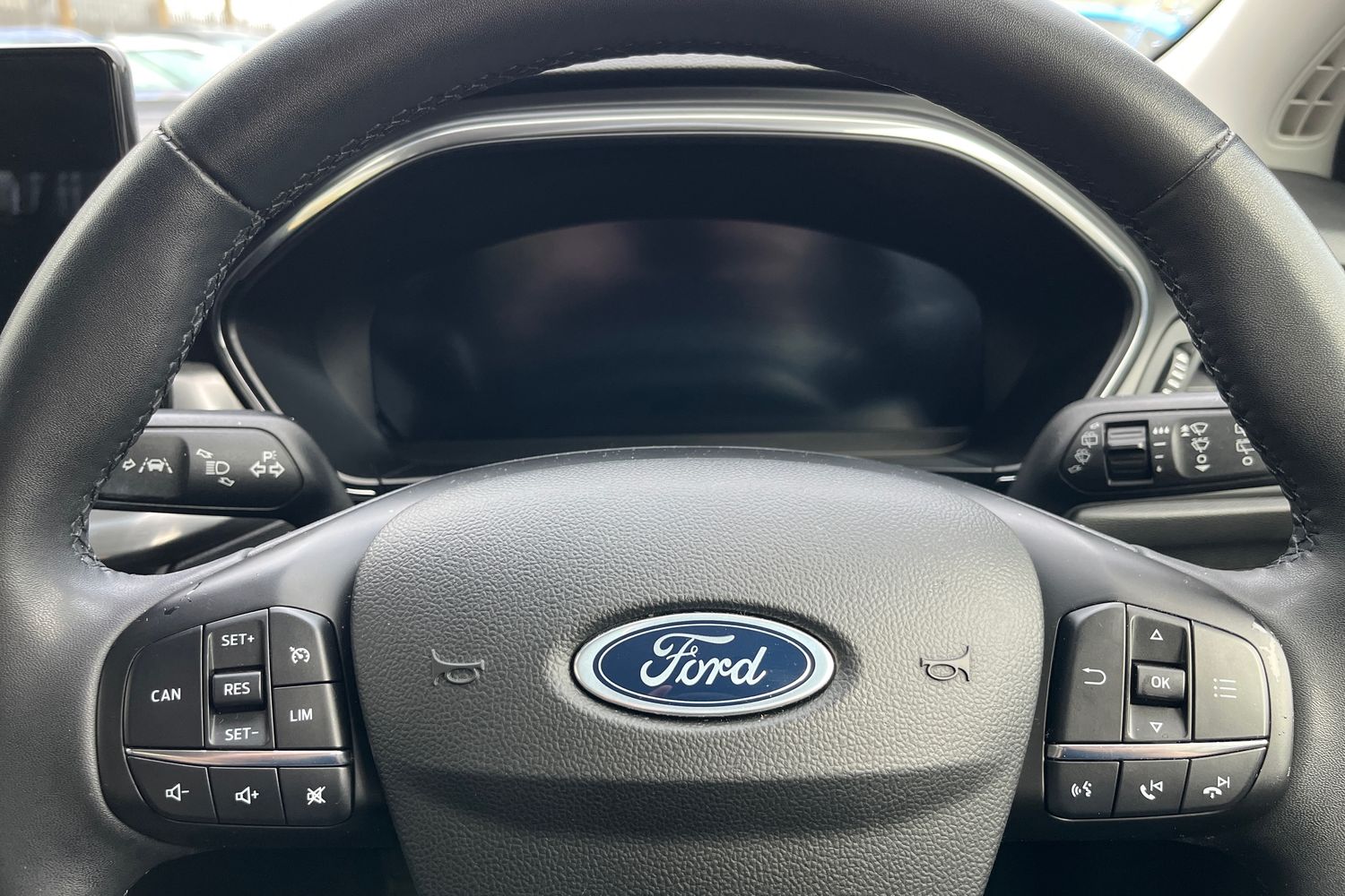 Ford FOCUS Photo 11