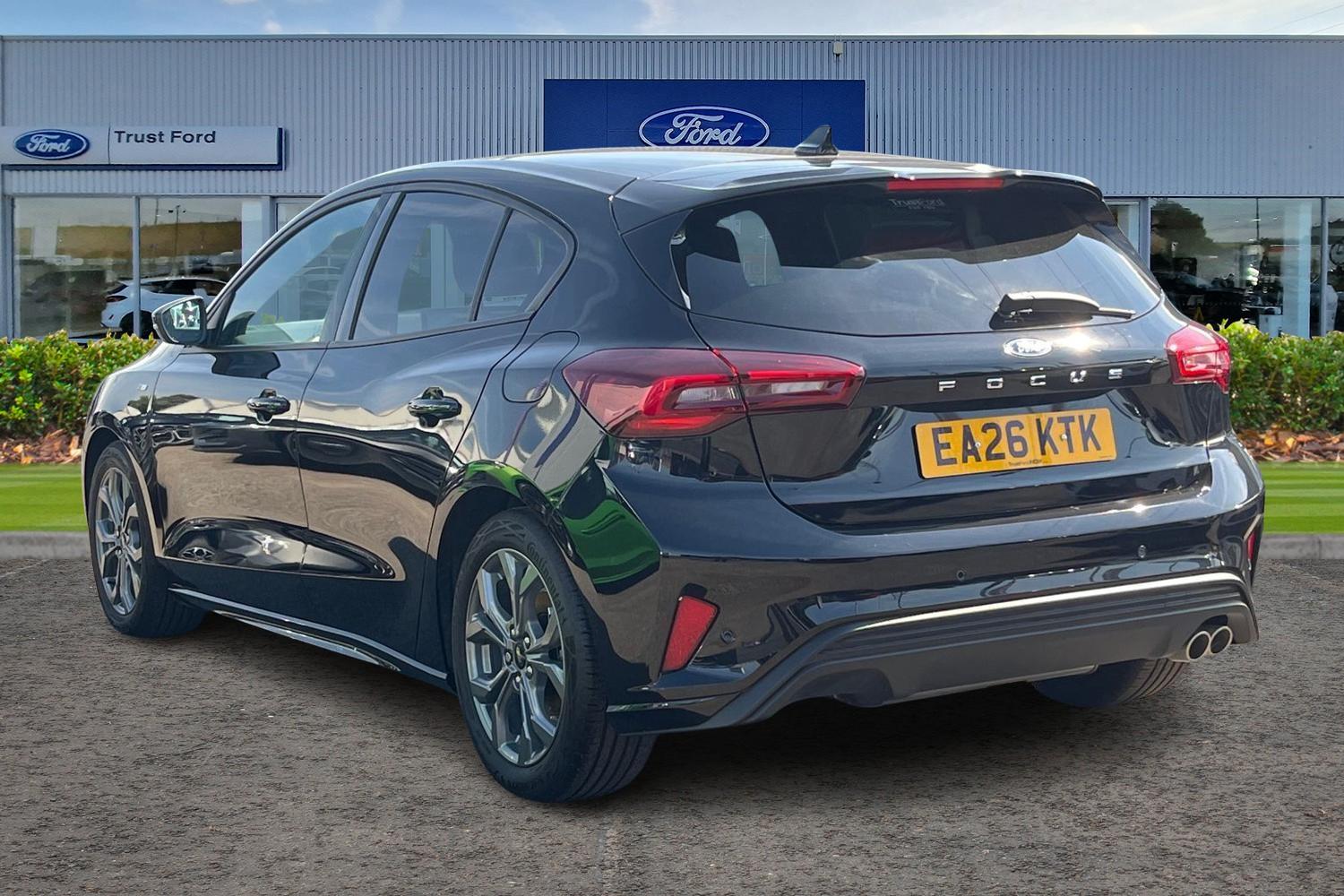 Ford FOCUS Photo 1