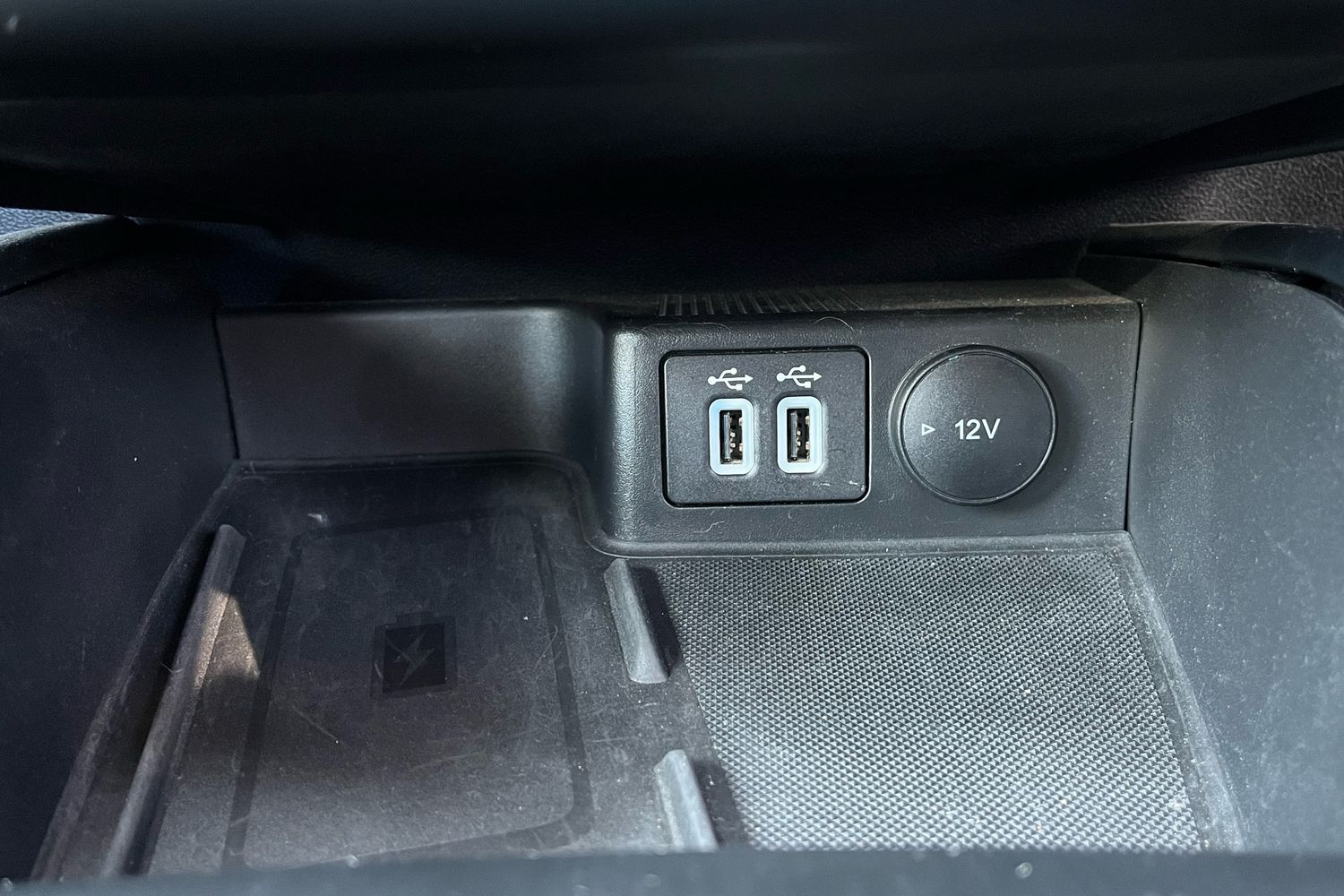 Ford Kuga Photo 38