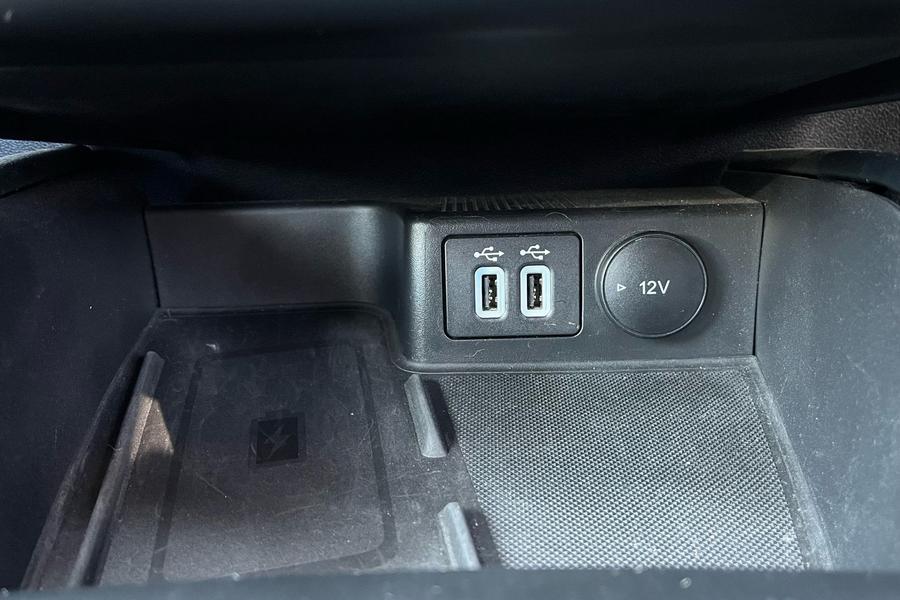 Ford Kuga Photo autoimg-54d0be519b0e95aad02733c32f37112f1204e5c9.jpg