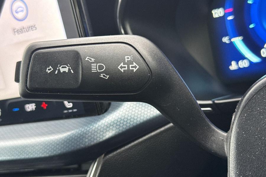 Ford FOCUS Photo autoimg-54d1930f9a7889ceb26746101cdf794edd514401.jpg