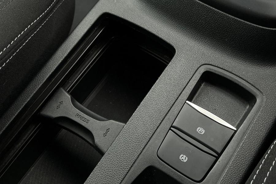 Ford FOCUS Photo autoimg-54d3bbd9c2d1f0bf6f4a2050c65722e7f04786ce.jpg