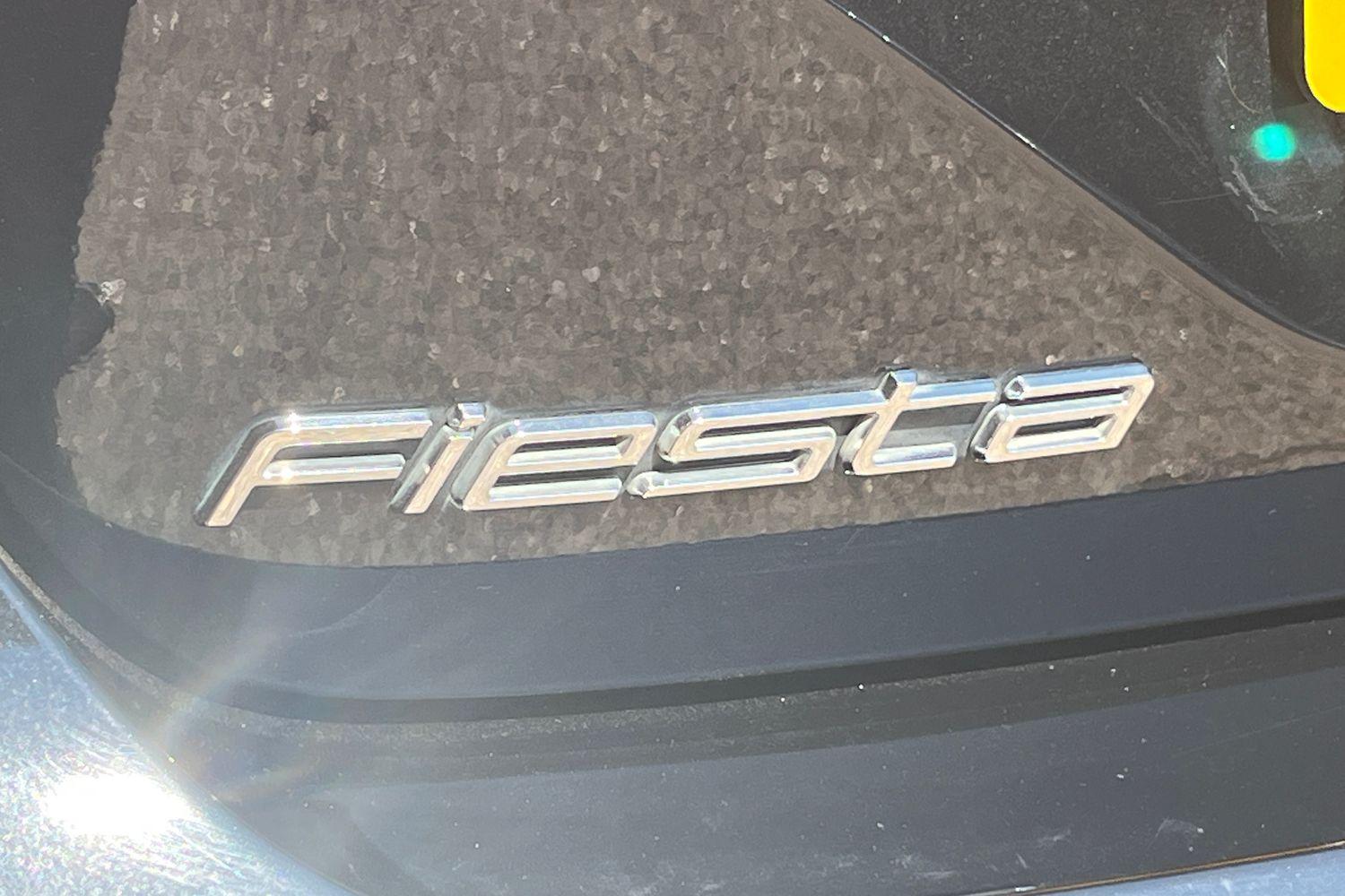 Ford FIESTA Photo 39