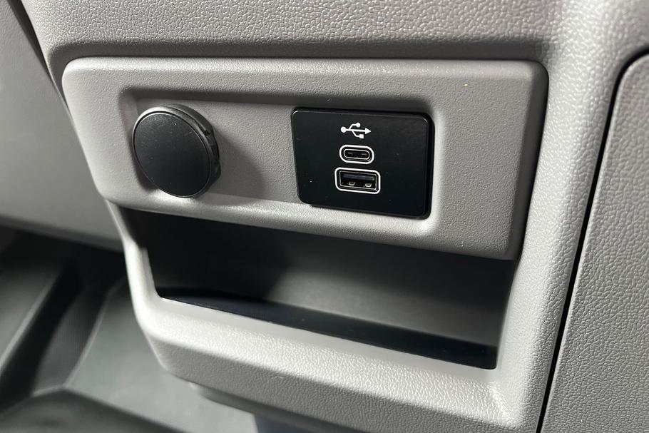 Used FORD TRANSIT CUSTOM WN75KHR 24