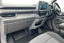 VOLKSWAGEN e-Transporter Photo 2